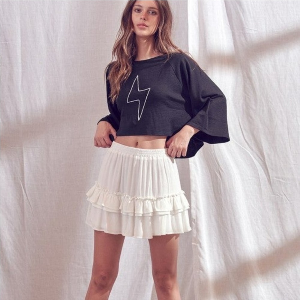 Storia Lightning Bolt Oversized Boxy Cropped Top - Picture 2 of 5